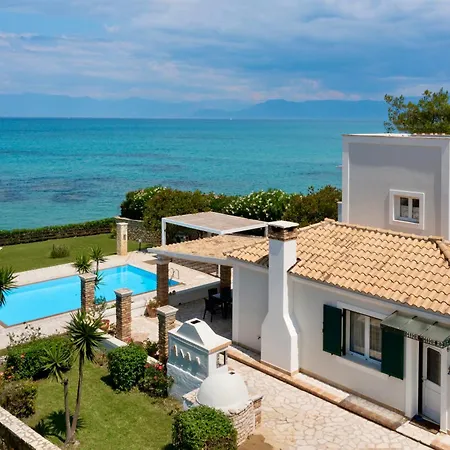 Beachfront Victoras - With Private * Sidárion