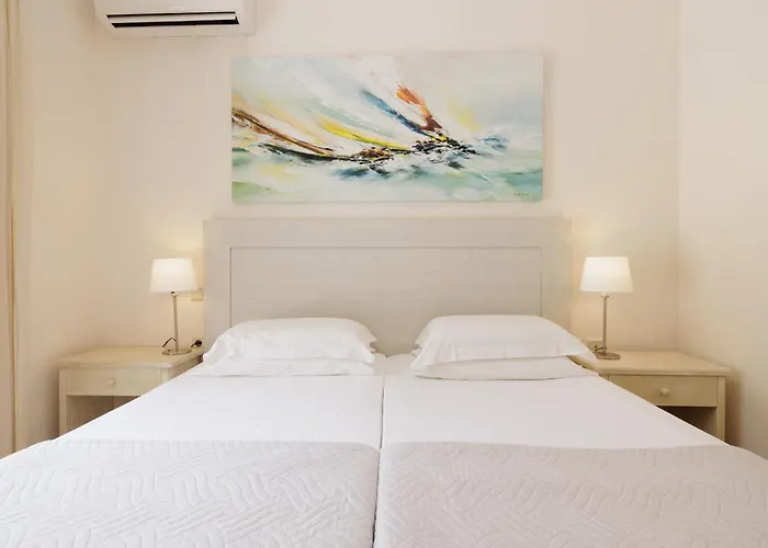 Вилла Beachfront Victoras - With Private