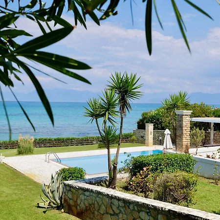 Villa Beachfront Victoras - With Private *