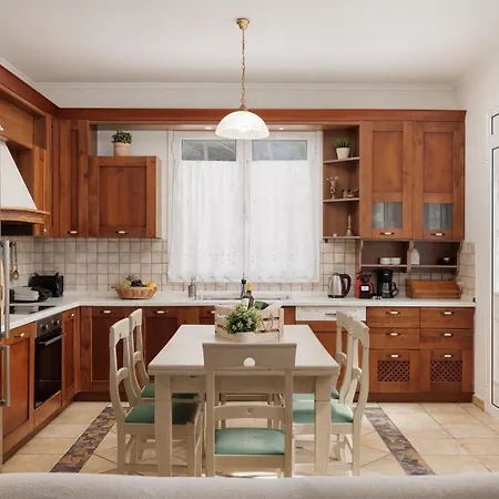 Villa Beachfront Victoras - With Private *