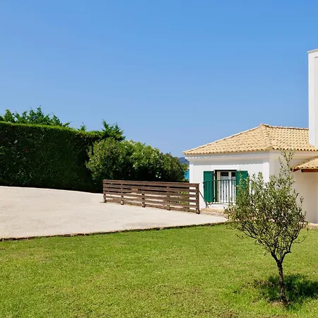 Beachfront Victoras - With Private * Sidárion