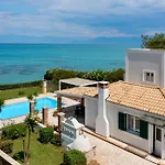 Beachfront Victoras - With Private * Sidárion