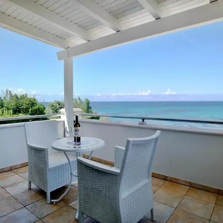 Beachfront Victoras - With Private Villa